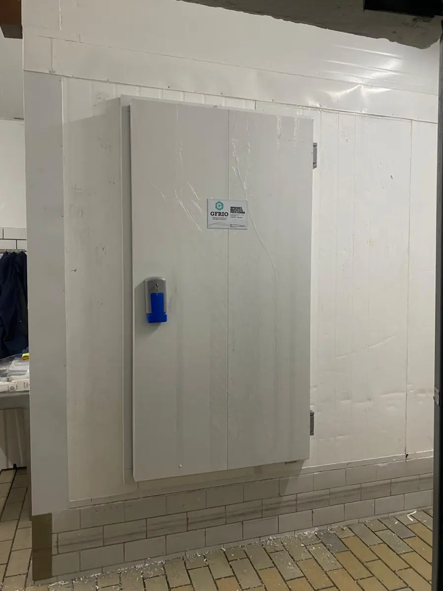 Câmara fria sob medida - interior de câmara fria industrial