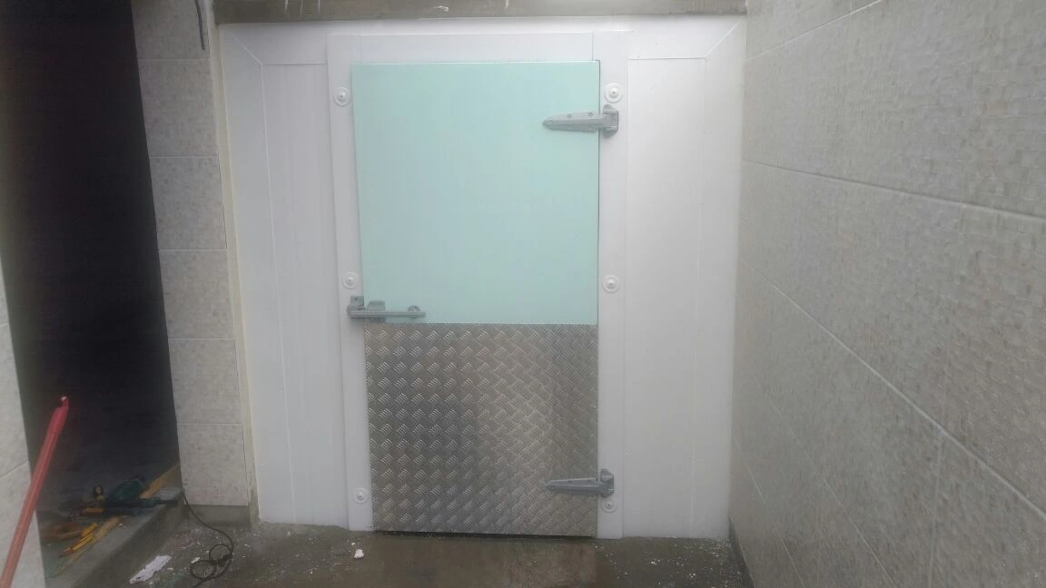 Porta embutida para câmara fria - acesso - projeto de câmara fria